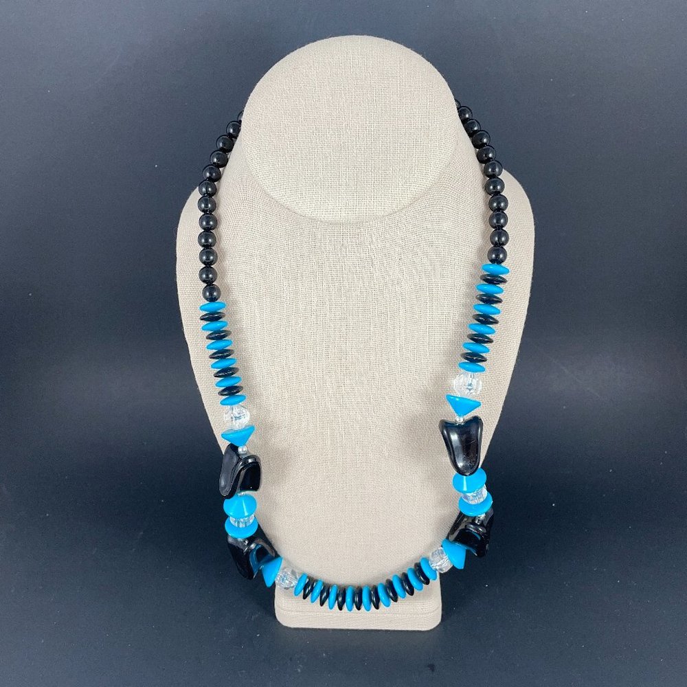 NECKLACE Blue and Teal Acrylic FUN STATEMENT CHUNKY NECKLACE Measures 24 Inches